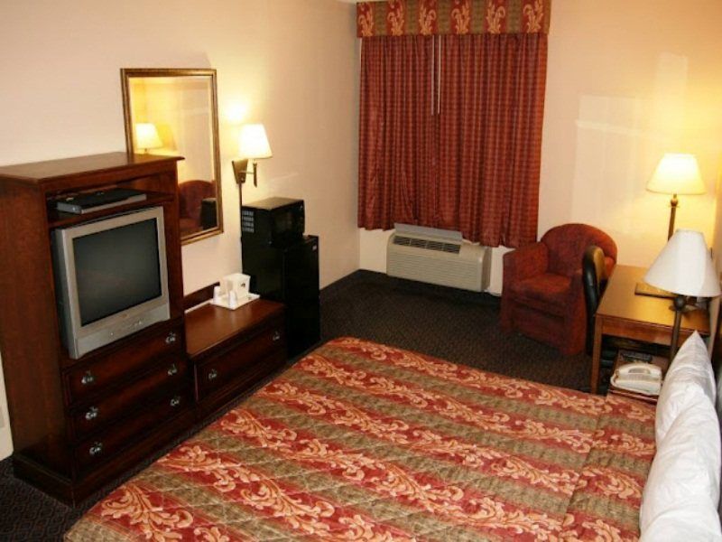 Best Western Fort Lauderdale Airport Cruise Port Exterior photo